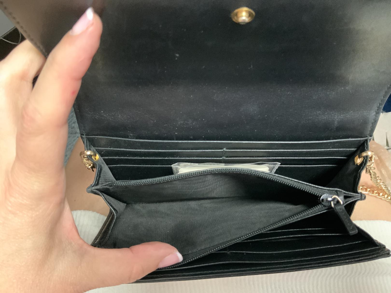 Gucci Wallet Inside